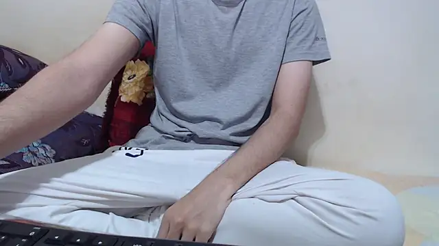 Alexdelarge323 online show from 06/08/26, 02:39