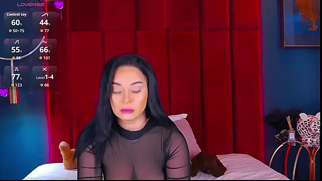 MadyLuxxx online show from 11/20/25, 08:30