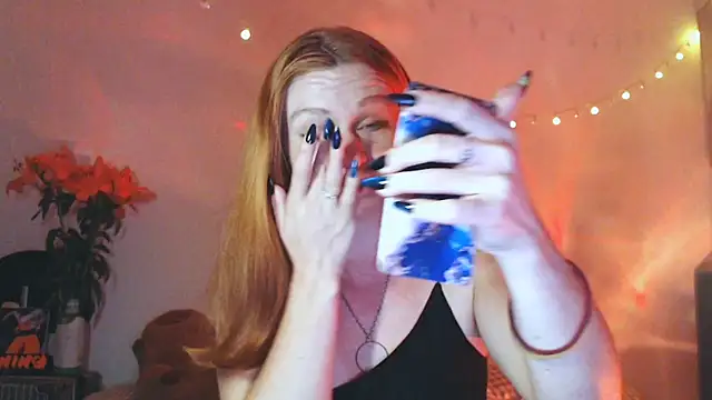 Snapshot of Cassie_Wild chatting on 03/11/26, 10:21 Cassie Wild online show from 03/11/26, 10:21