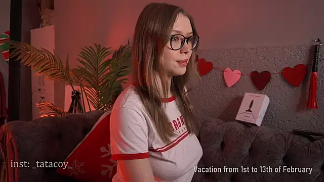 Snapshot of TataCoy chatting on 01/28/25, 07:53 TataCoy online show from 01/28/25, 07:53