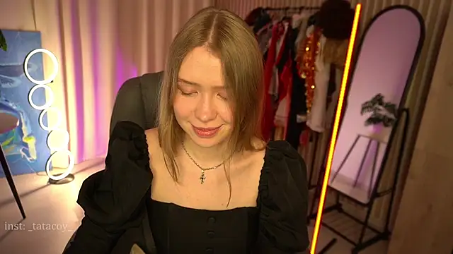 Snapshot of TataCoy chatting on 03/15/25, 06:58 TataCoy online show from 03/15/25, 06:58