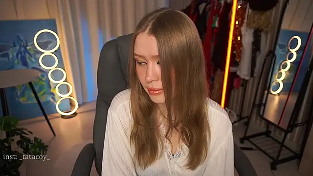 Snapshot of TataCoy chatting on 03/22/25, 07:15 TataCoy online show from 03/22/25, 07:15