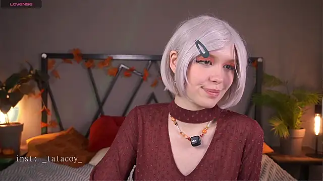 Snapshot of TataCoy chatting on 11/25/25, 06:08 TataCoy online show from 11/25/25, 06:08