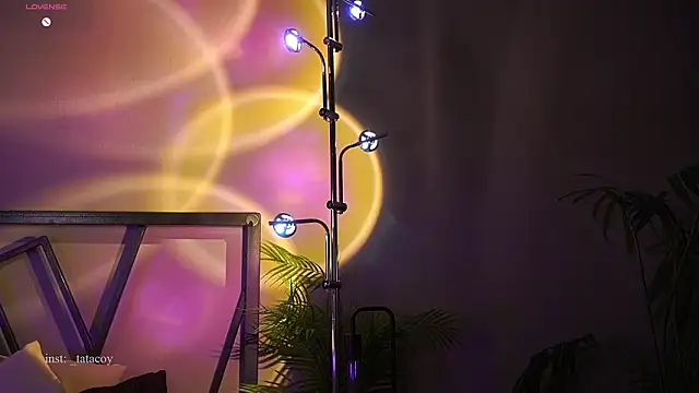 Snapshot of TataCoy chatting on 02/27/26, 04:07 TataCoy online show from 02/27/26, 04:07