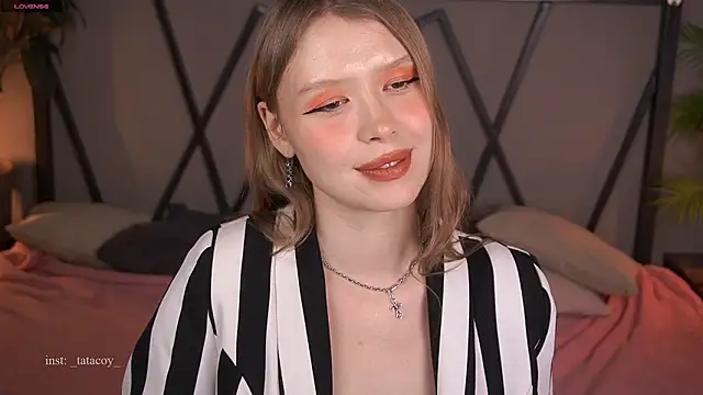 Snapshot of TataCoy chatting on 03/03/26, 03:07 TataCoy online show from 03/03/26, 03:07