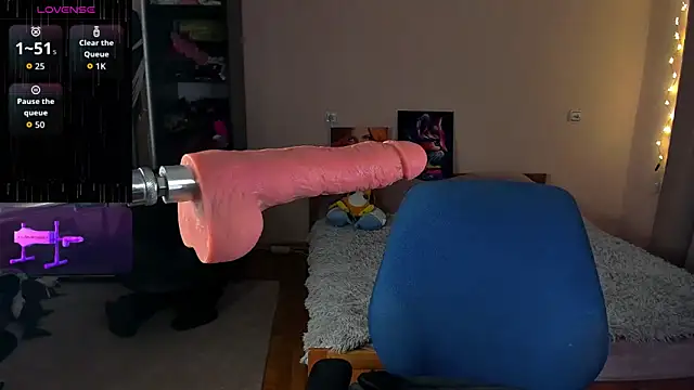 Cherry  Girl online show from 11/03/25, 04:41