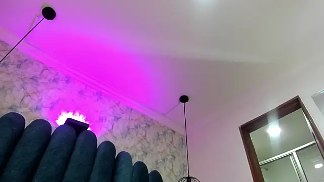 nalalye cruzz  online show from 06/20/26, 01:52