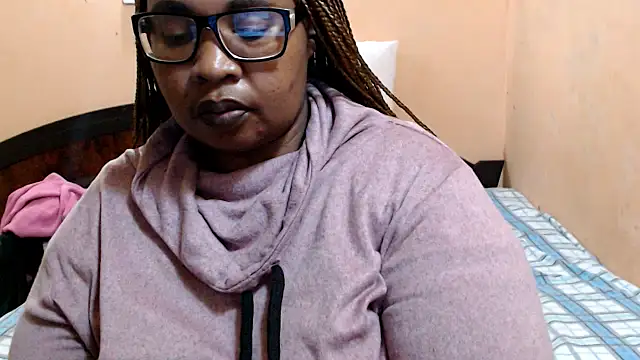 ZOQULUx online show from 06/15/26, 07:05