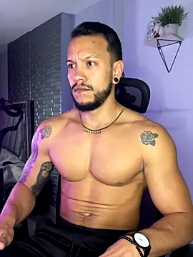 ARON TAYLER01 online show from 11/22/25, 10:25