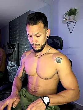 ARON TAYLER01 online show from 12/02/25, 10:31