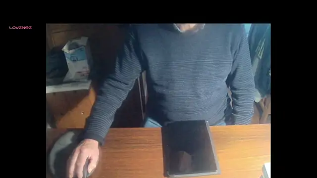 Snapshot of terrybare chatting on 01/17/26, 02:22 terrybare online show from 01/17/26, 02:22