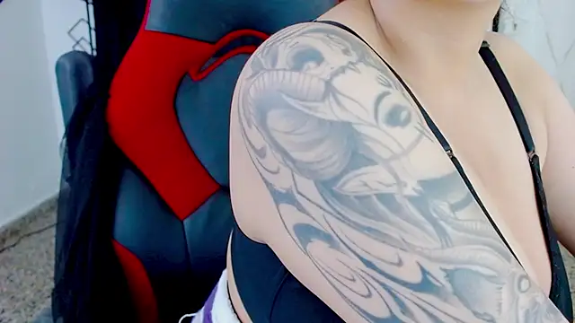 Snapshot of misslombana chatting on 03/12/26, 03:34 misslombana online show from 03/12/26, 03:34