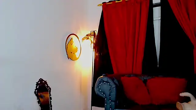 misslombana online show from 04/29/26, 05:33