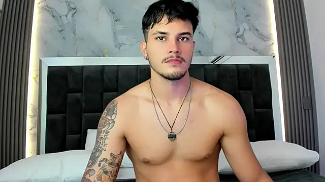 Nekoboy01 online show from 01/31/25, 07:40