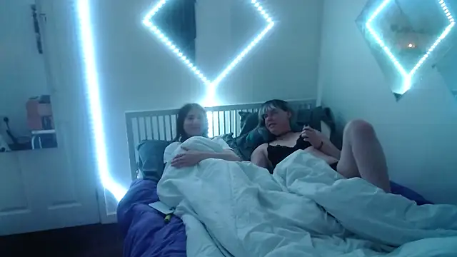 Snapshot of Kris_srose chatting on 12/11/24, 06:36 Kris srose online show from 12/11/24, 06:36