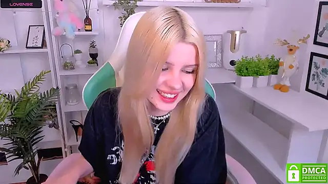 Grace and  Jacob online show from 03/08/25, 02:12