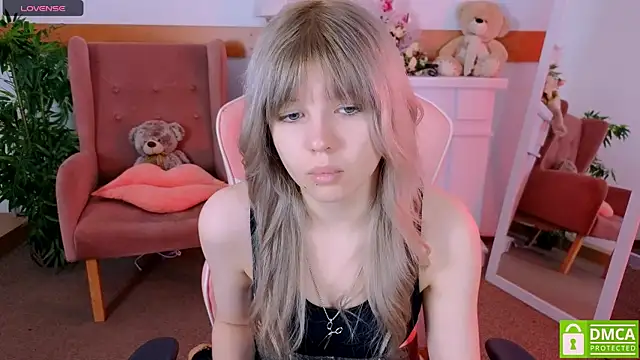 Grace and  Jacob online show from 12/19/25, 06:31