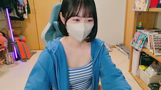 HIKARI x0 online show from 12/13/24, 01:55