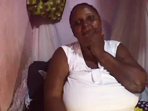 Snapshot of big_clits chatting on 03/16/25, 05:07 big clits online show from 03/16/25, 05:07