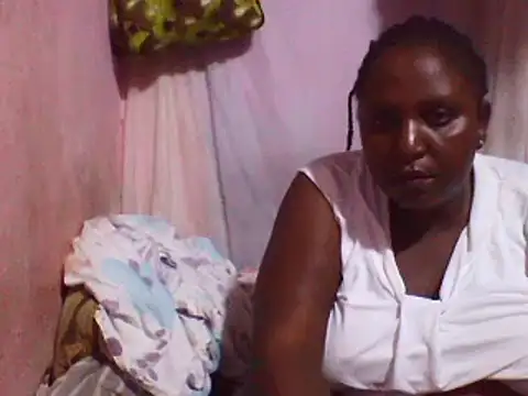 Snapshot of big_clits chatting on 03/18/25, 04:15 big clits online show from 03/18/25, 04:15