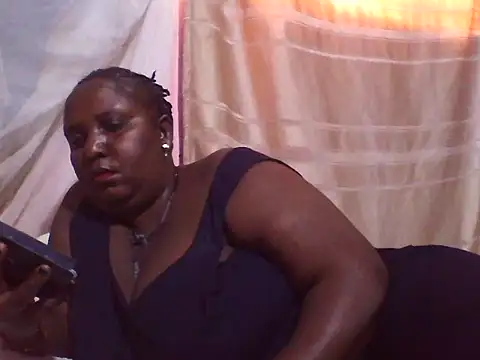 Snapshot of big_clits chatting on 11/05/25, 07:41 big clits online show from 11/05/25, 07:41