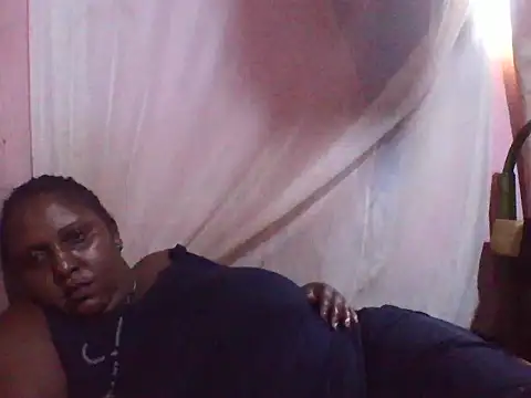 Snapshot of big_clits chatting on 11/12/25, 11:43 big clits online show from 11/12/25, 11:43