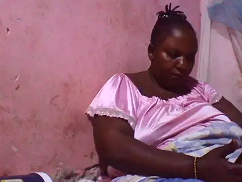 Snapshot of big_clits chatting on 02/19/26, 03:02 big clits online show from 02/19/26, 03:02