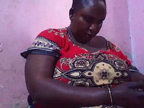 Snapshot of big_clits chatting on 02/21/26, 05:19 big clits online show from 02/21/26, 05:19