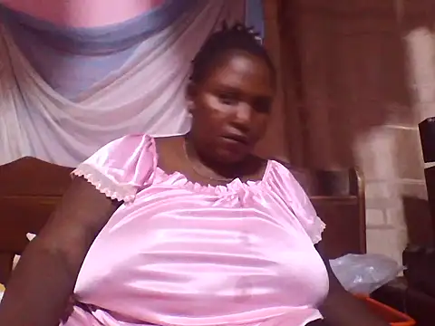 Snapshot of big_clits chatting on 03/06/26, 05:42 big clits online show from 03/06/26, 05:42