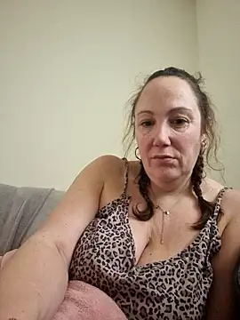 Wisie Cutie online show from 12/31/24, 01:08