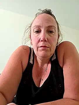 Wisie Cutie online show from 04/28/26, 04:12