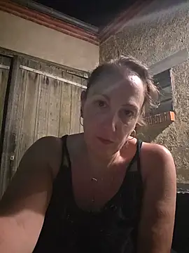 Wisie Cutie online show from 06/15/26, 09:06
