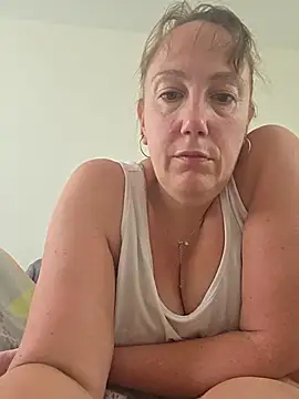 Wisie Cutie online show from 06/16/26, 09:12