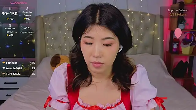 Wendy  Hills online show from 12/31/24, 10:48