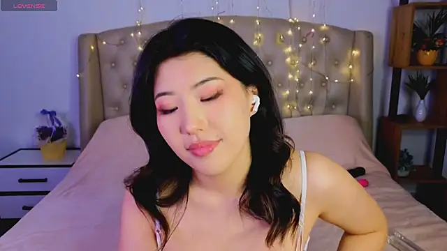 Wendy  Hills online show from 03/16/25, 05:17