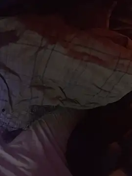 Snapshot of bugboy chatting on 02/14/26, 05:15 bugboy online show from 02/14/26, 05:15