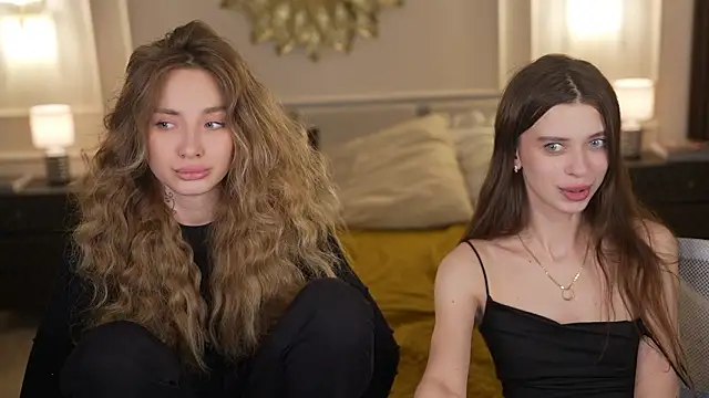 Snapshot of Kisasolo chatting on 03/24/26, 07:19 Kisasolo online show from 03/24/26, 07:19