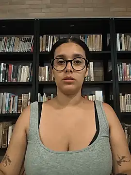 Snapshot of Annya-sweet chatting on 06/18/26, 03:16 Annya-sweet online show from 06/18/26, 03:16