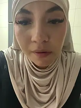 Snapshot of Sooffii_1 chatting on 02/27/25, 05:56 Sooffii 1 online show from 02/27/25, 05:56