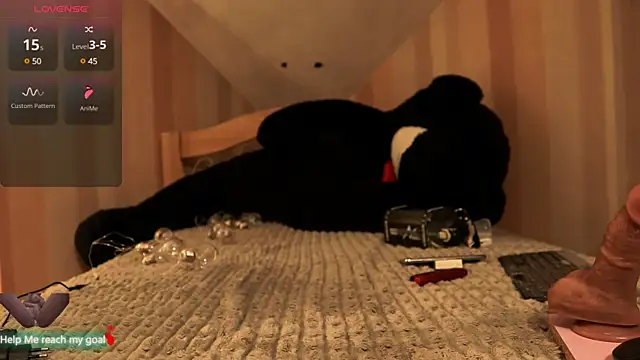 Redhead Shark new online show from 01/16/25, 10:23