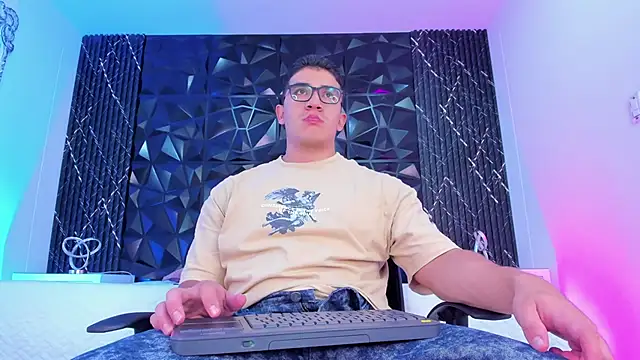 JeffDaltton online show from 10/25/25, 08:14