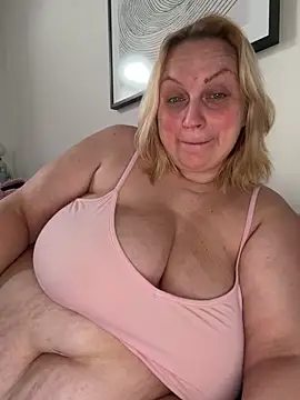 BBW Nora online show from 06/17/26, 08:28