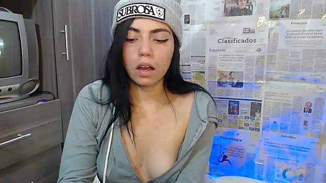 i am nina  online show from 03/06/25, 12:00