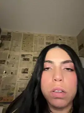 i am nina  online show from 05/05/26, 11:13