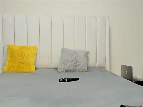  heavenlysent online show from 10/20/25, 03:29