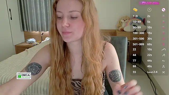 Snapshot of RedFires chatting on 09/25/25, 07:23 RedFires online show from 09/25/25, 07:23