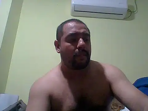Snapshot of Blackcharro888 chatting on 07/29/26, 12:53 Blackcharro888 online show from 07/29/26, 12:53