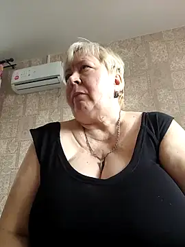 EffectFiona online show from 02/08/25, 10:50