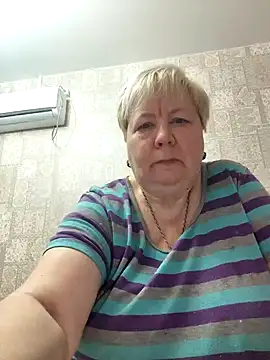 EffectFiona online show from 02/10/25, 11:23