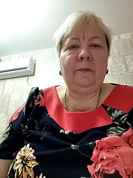 EffectFiona online show from 02/23/25, 01:57